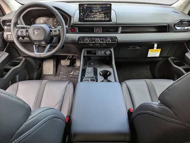 new 2025 Honda Pilot car, priced at $44,450