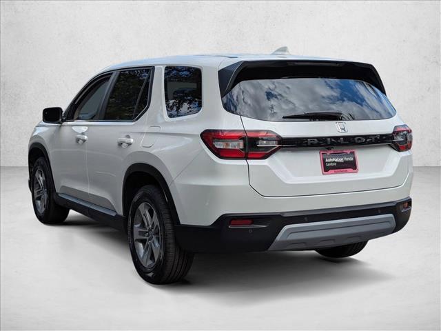 new 2025 Honda Pilot car, priced at $44,450