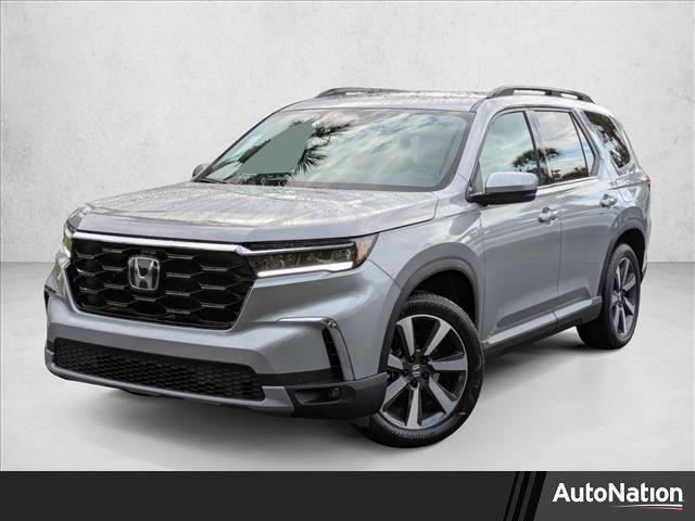 new 2025 Honda Pilot car, priced at $49,595
