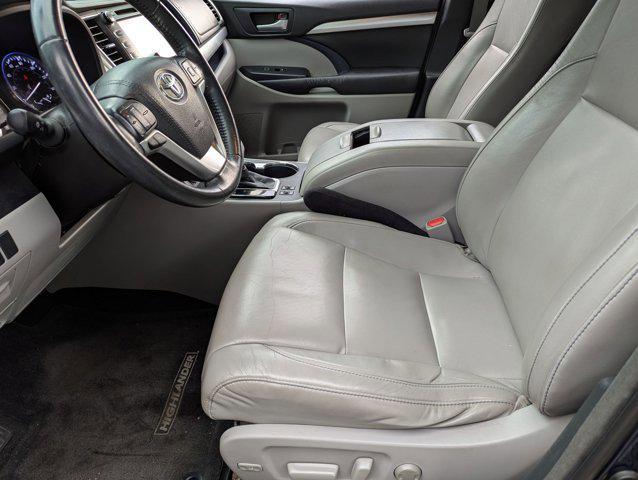 used 2015 Toyota Highlander car, priced at $18,349