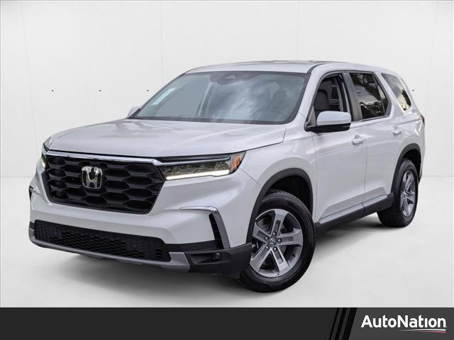 new 2025 Honda Pilot car, priced at $44,950