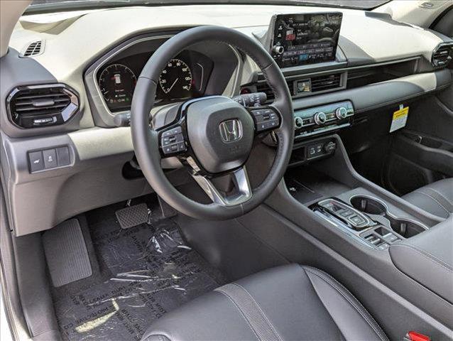 new 2025 Honda Pilot car, priced at $50,475