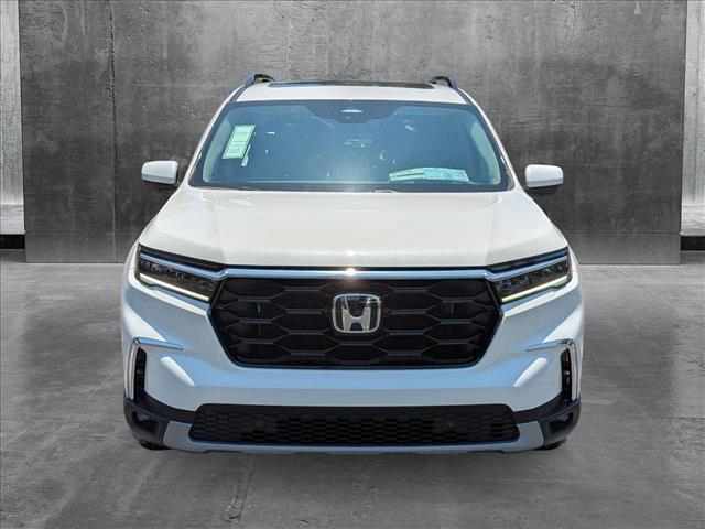 new 2025 Honda Pilot car, priced at $53,885