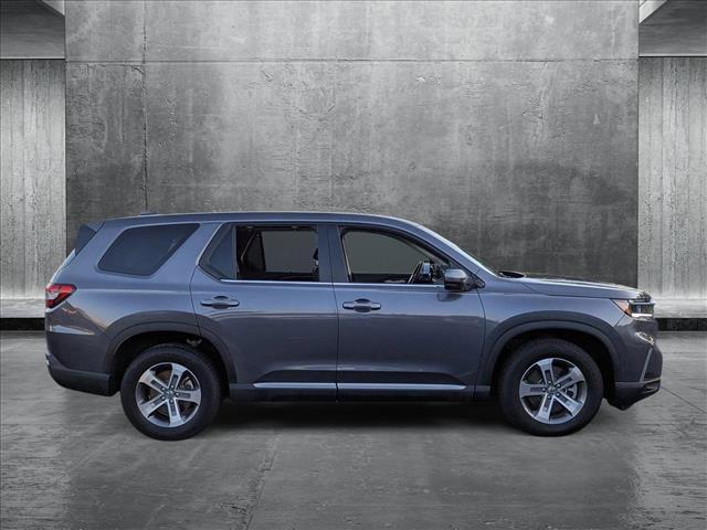 used 2025 Honda Pilot car, priced at $42,991
