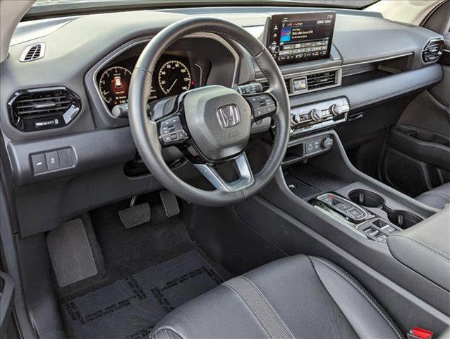 used 2025 Honda Pilot car, priced at $42,991