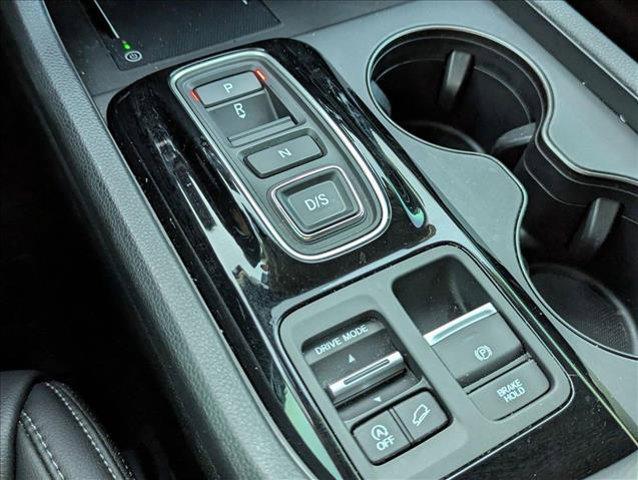 used 2025 Honda Pilot car, priced at $42,991