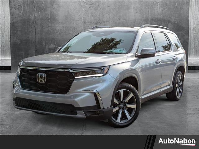 new 2025 Honda Pilot car, priced at $47,528