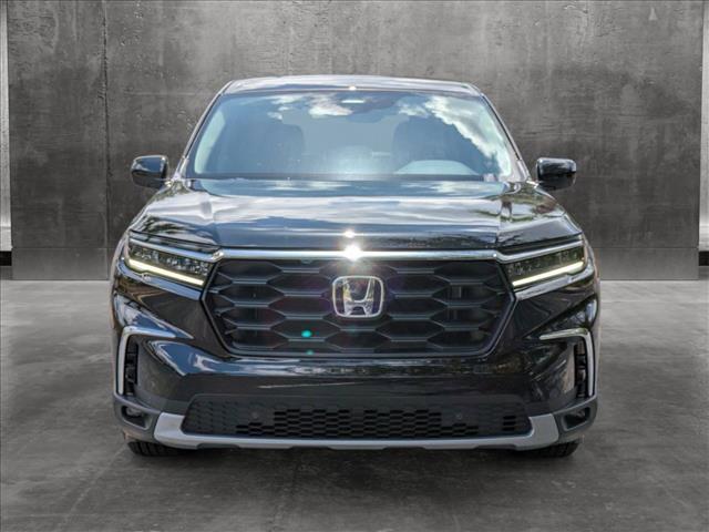 new 2025 Honda Pilot car, priced at $44,834