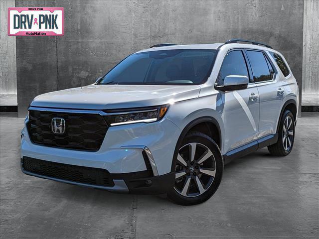 new 2025 Honda Pilot car, priced at $46,300