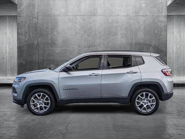 used 2022 Jeep Compass car, priced at $20,417