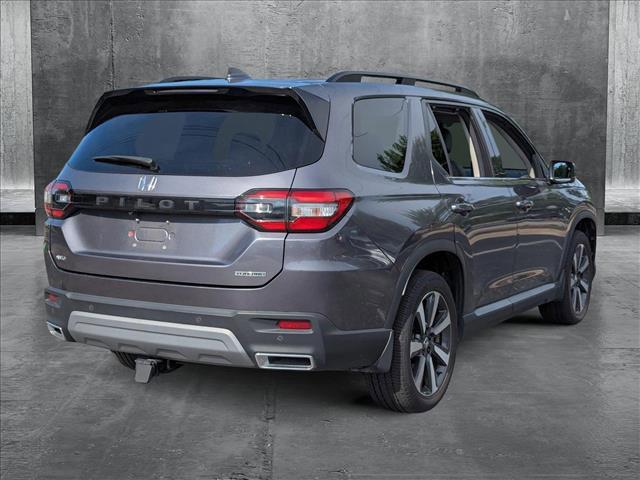 used 2024 Honda Pilot car, priced at $43,553