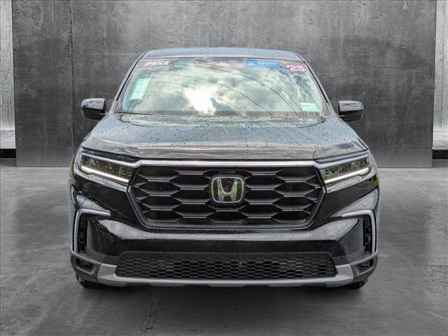 used 2025 Honda Pilot car, priced at $44,153