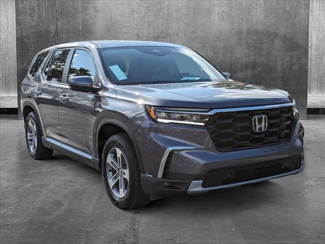 new 2025 Honda Pilot car, priced at $43,753