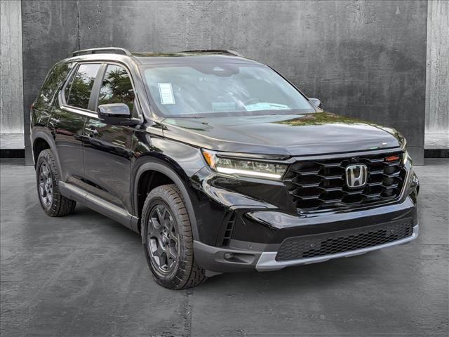 new 2025 Honda Pilot car, priced at $49,833