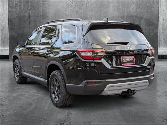 new 2025 Honda Pilot car, priced at $49,833