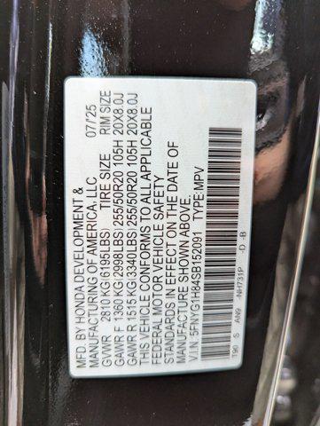 new 2025 Honda Pilot car, priced at $52,042