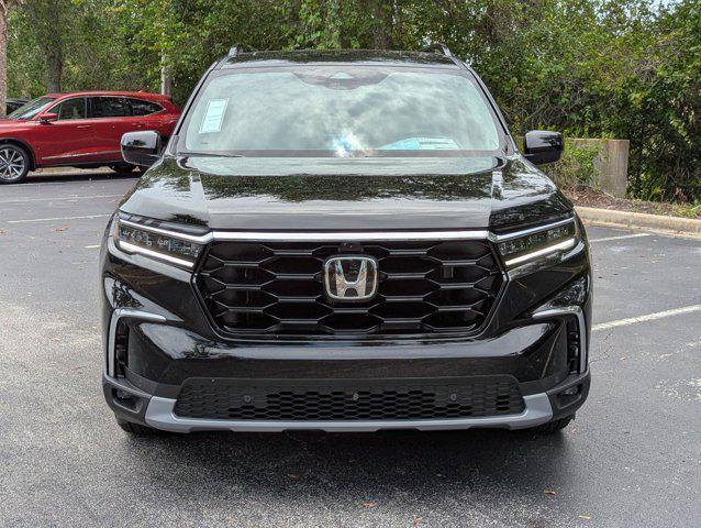 new 2025 Honda Pilot car, priced at $52,042