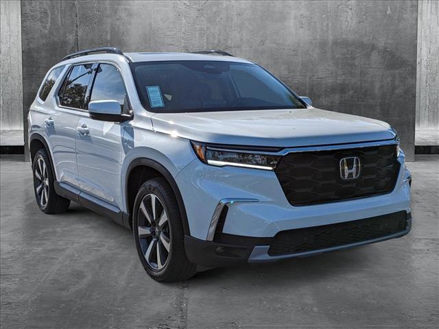 new 2025 Honda Pilot car, priced at $51,000