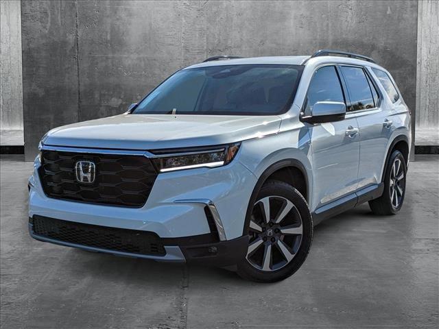 new 2025 Honda Pilot car, priced at $48,572