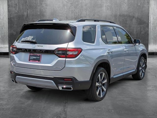 new 2025 Honda Pilot car, priced at $50,029