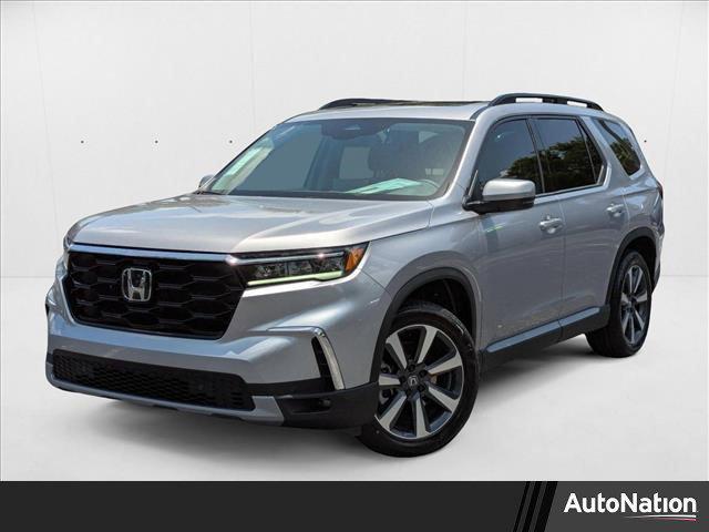 new 2025 Honda Pilot car, priced at $47,528