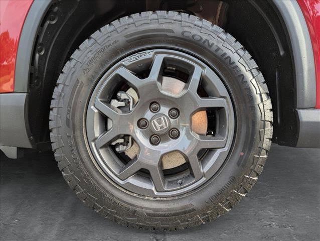 new 2025 Honda Pilot car, priced at $48,515