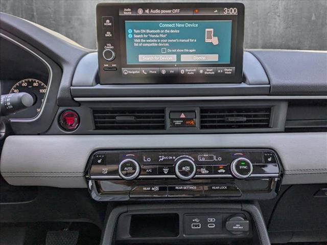 new 2025 Honda Pilot car, priced at $48,686