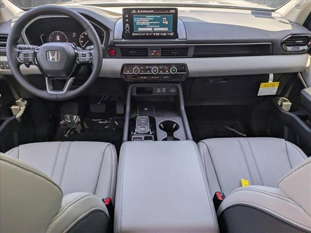 new 2025 Honda Pilot car, priced at $48,686
