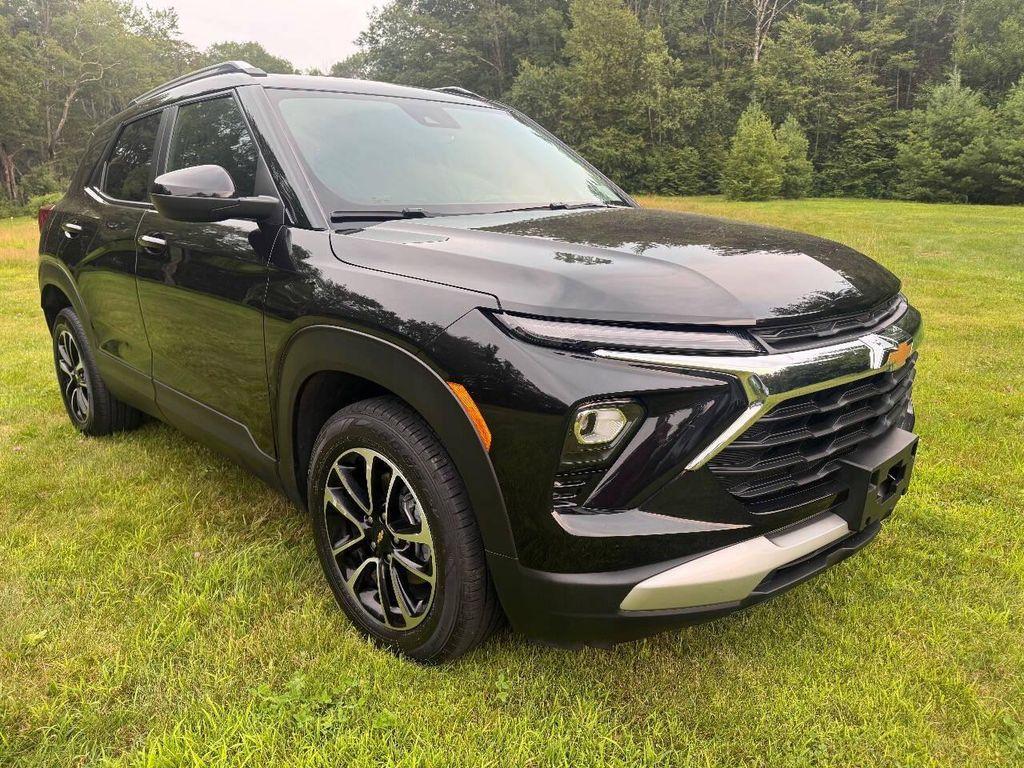 used 2024 Chevrolet TrailBlazer car