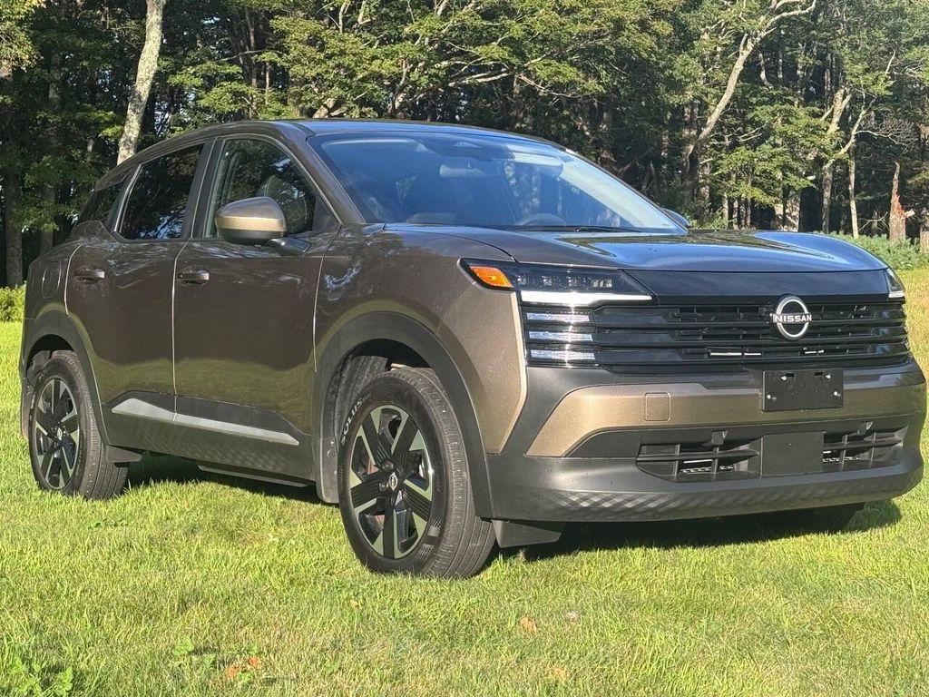 used 2025 Nissan Kicks car