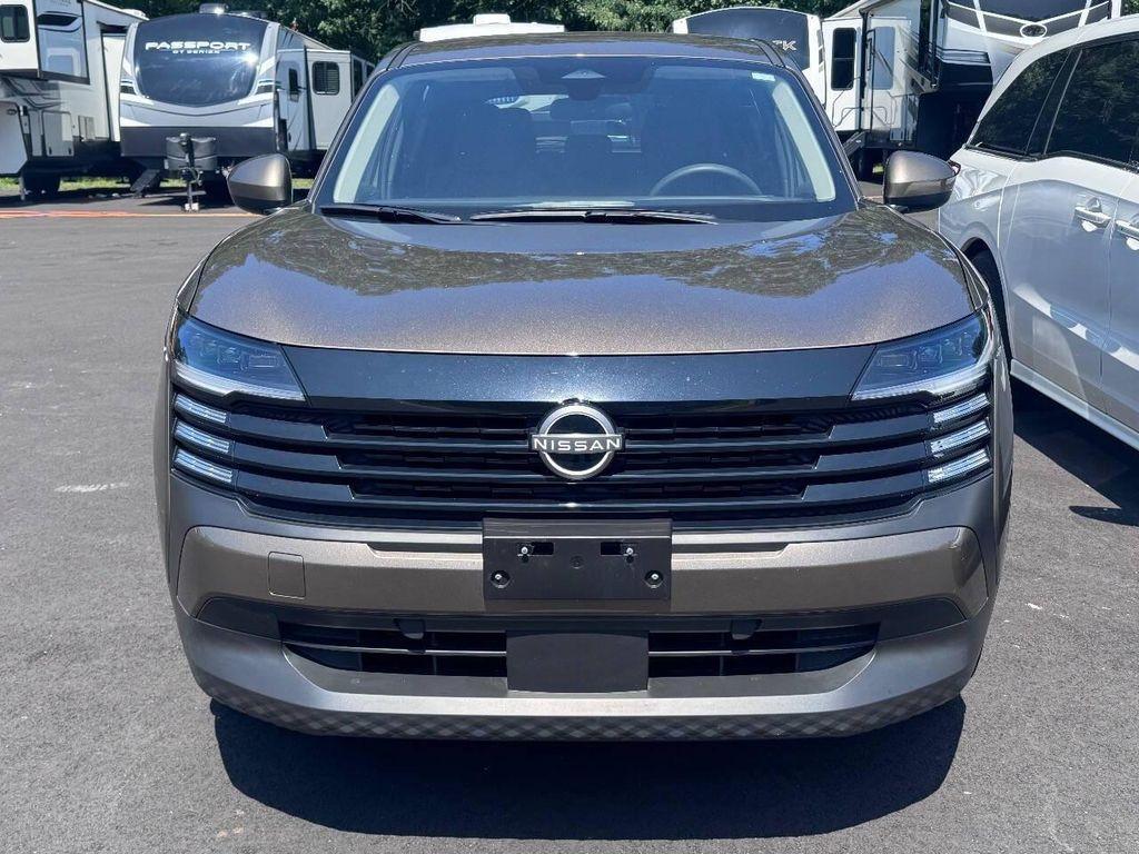used 2025 Nissan Kicks car