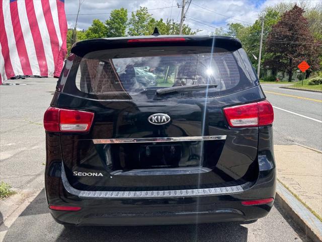 used 2018 Kia Sedona car