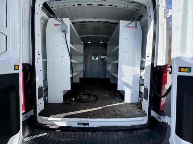 used 2022 Ford Transit-350 car