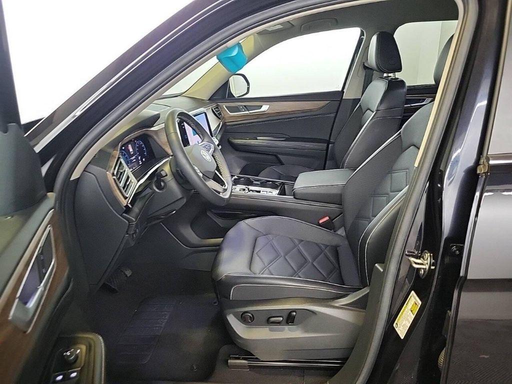 used 2024 Volkswagen Atlas car