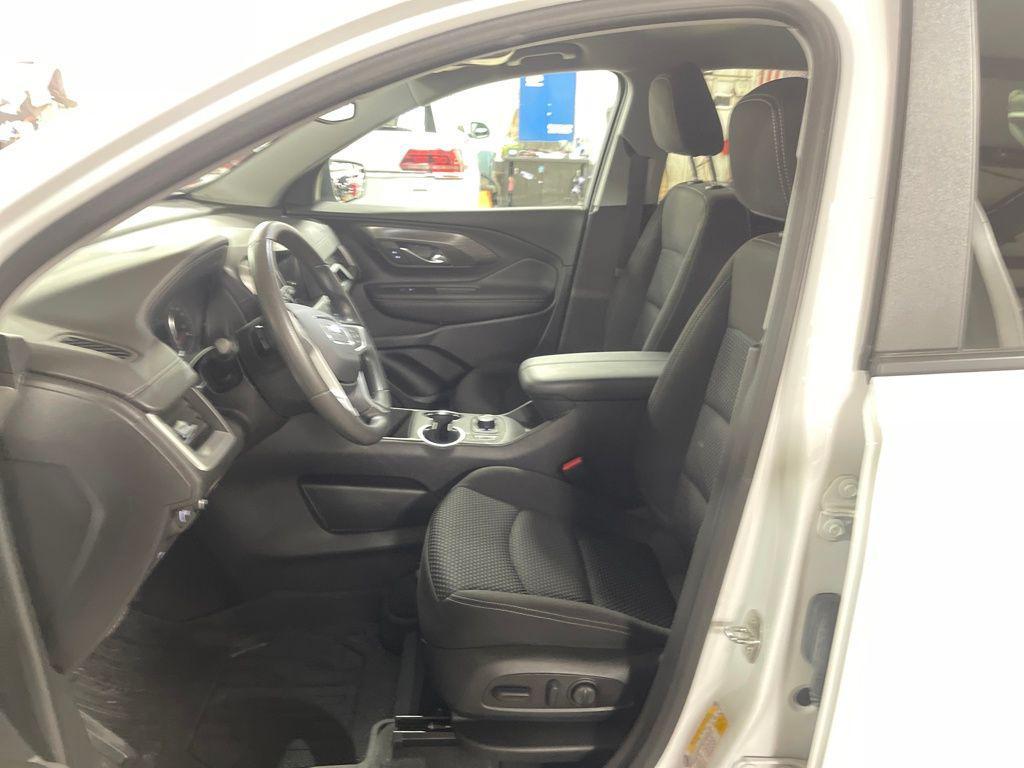 used 2022 GMC Terrain car, priced at $23,911