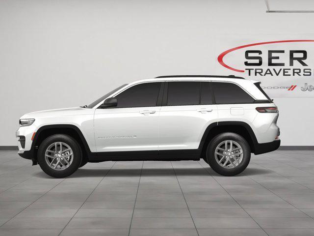 new 2025 Jeep Grand Cherokee car, priced at $43,200