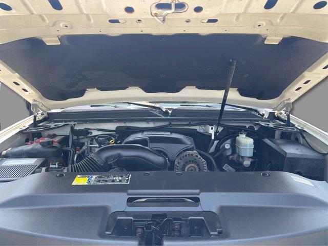 used 2007 Cadillac Escalade car, priced at $6,411