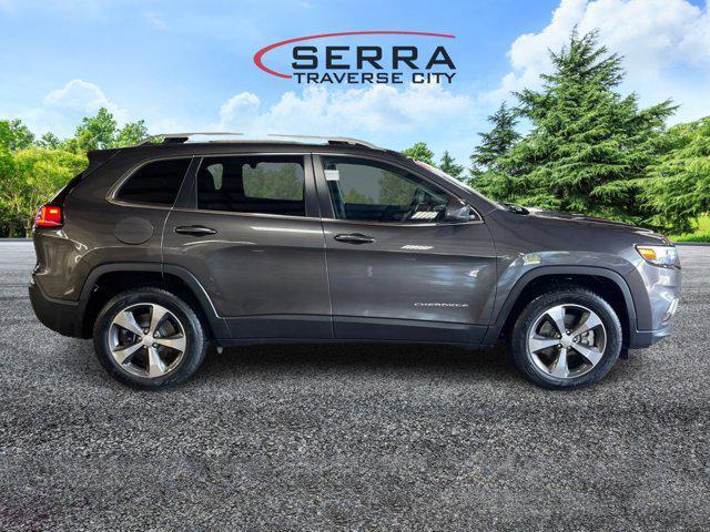 used 2019 Jeep Cherokee car