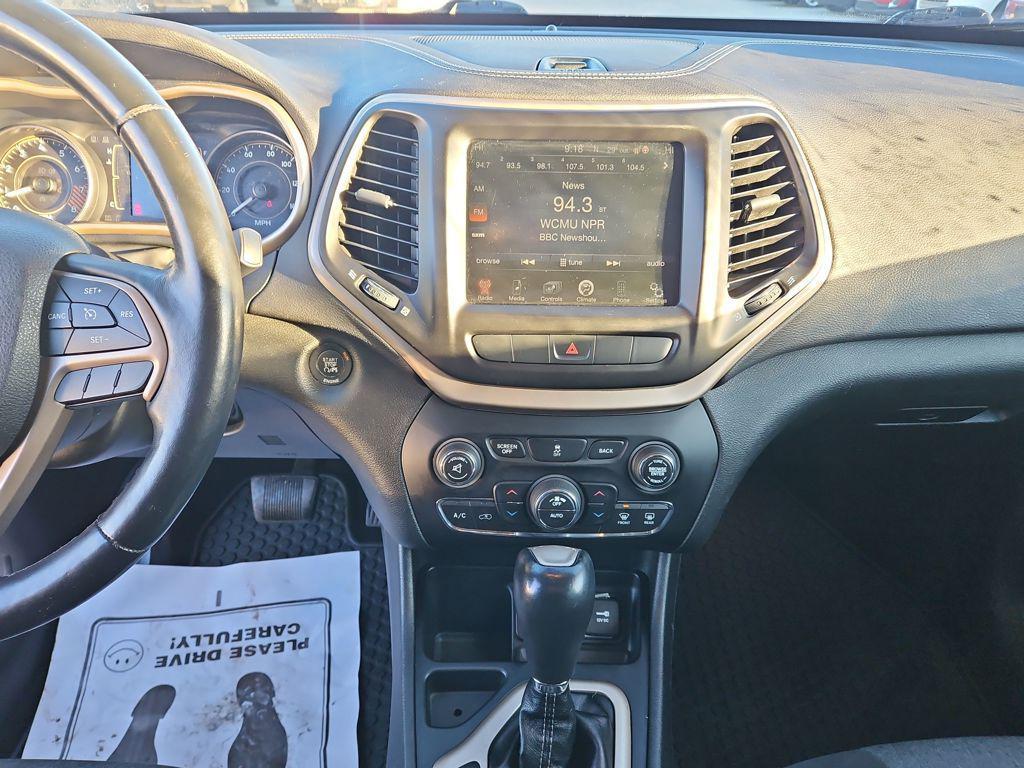 used 2014 Jeep Cherokee car, priced at $7,433