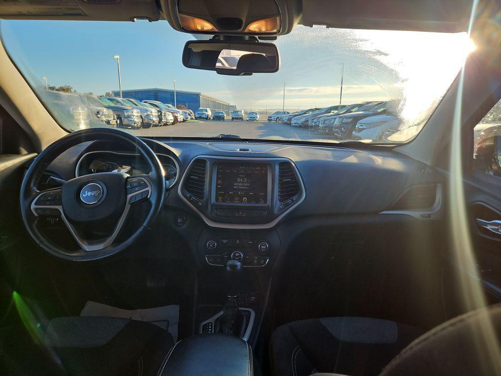 used 2014 Jeep Cherokee car, priced at $7,433