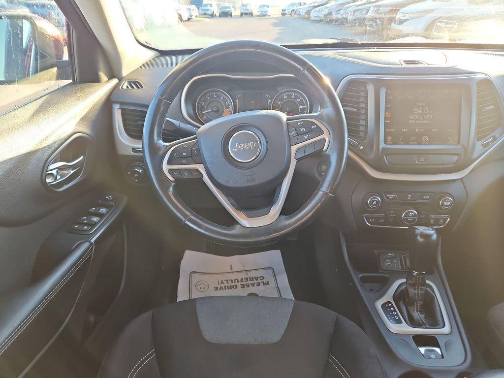 used 2014 Jeep Cherokee car, priced at $7,433