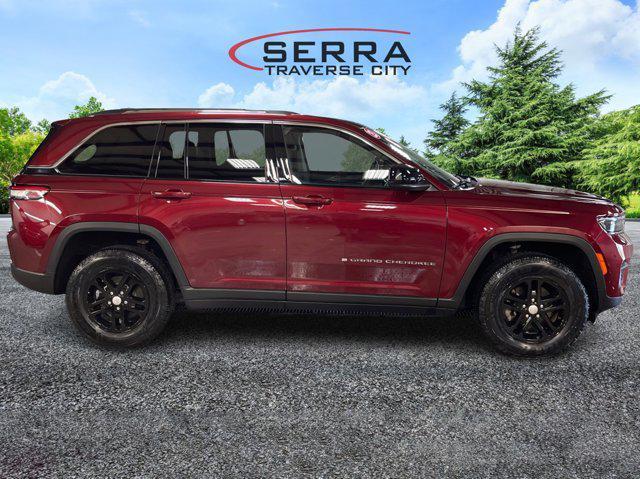 used 2023 Jeep Grand Cherokee car, priced at $29,411