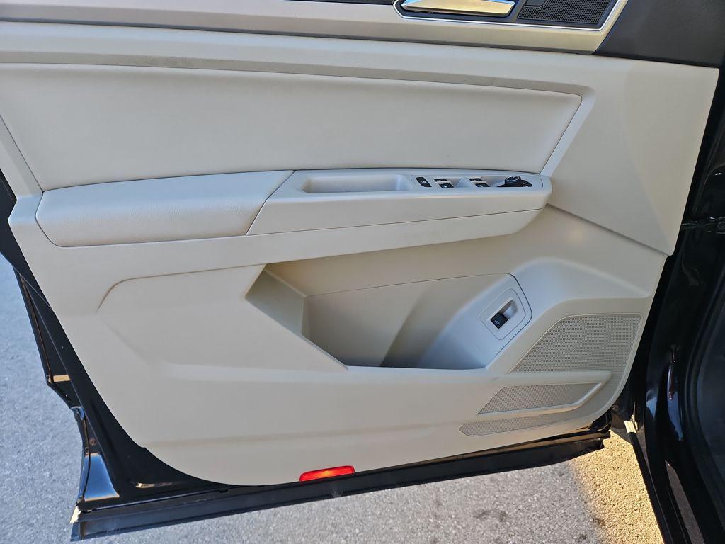 used 2018 Volkswagen Atlas car, priced at $9,922