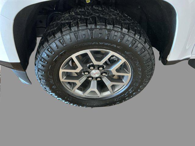 used 2022 GMC Canyon car, priced at $34,112