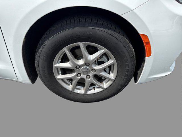 used 2023 Chrysler Pacifica car, priced at $24,825