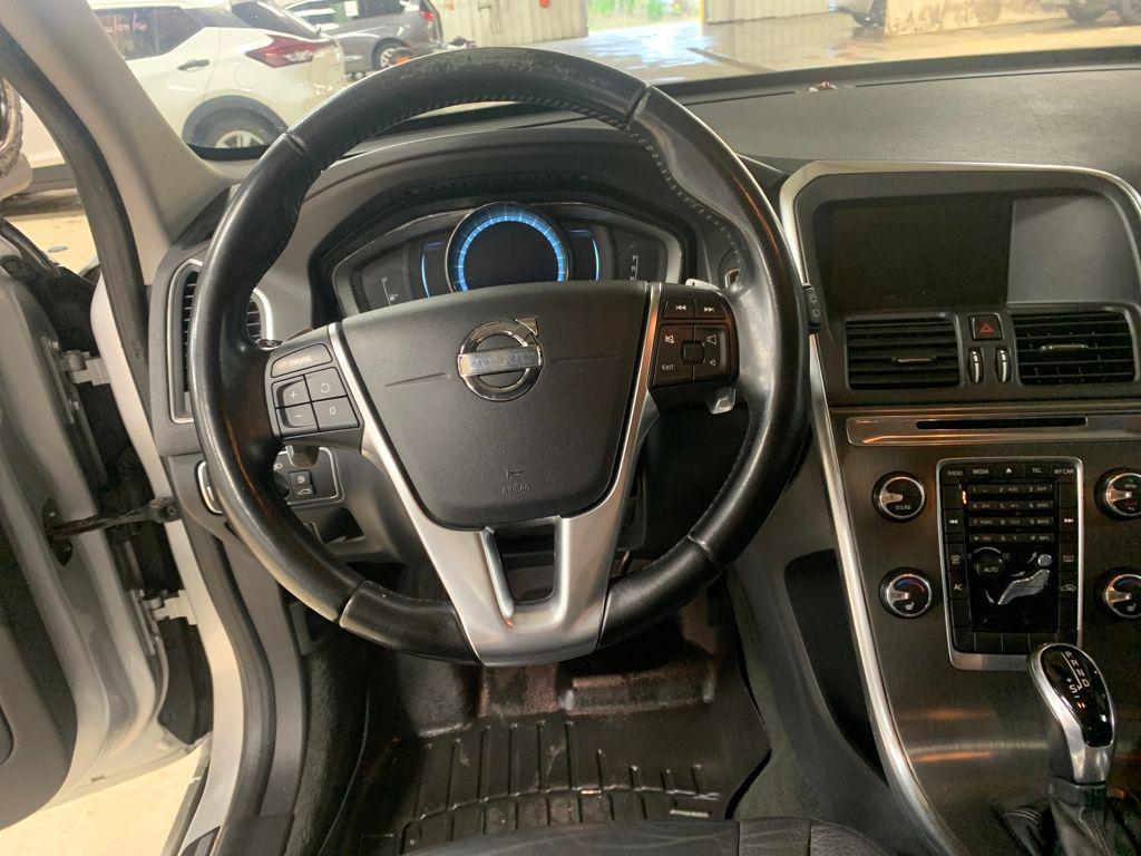 used 2014 Volvo XC60 car, priced at $6,922