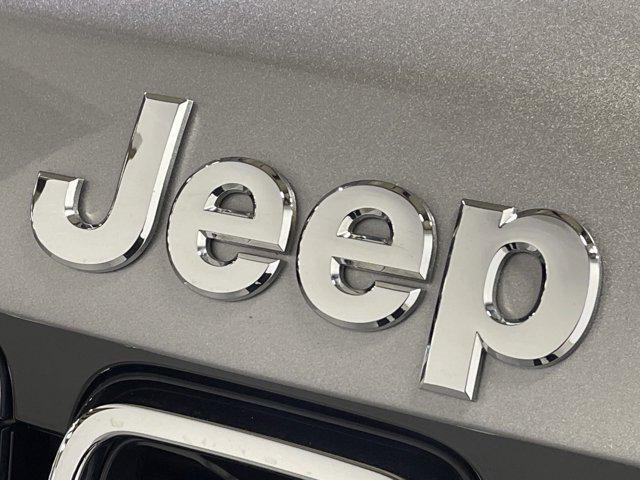 used 2021 Jeep Grand Cherokee car, priced at $28,766