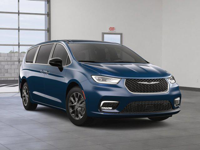 new 2024 Chrysler Pacifica car, priced at $46,568