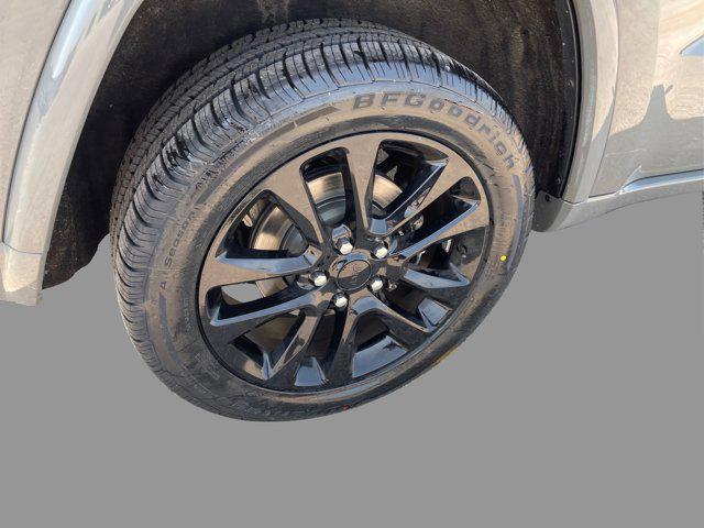 used 2022 Jeep Grand Cherokee car, priced at $27,311