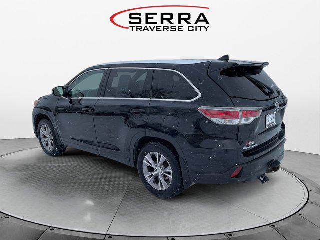 used 2015 Toyota Highlander car, priced at $16,411